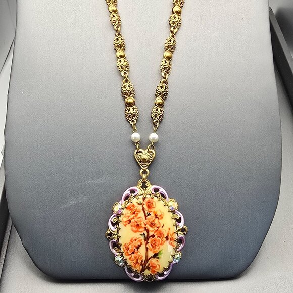 West Germany Jewelry - VTG West Germany Oval Filagree Floral Pendant Necklace 25" Gold Tone Pressed Met